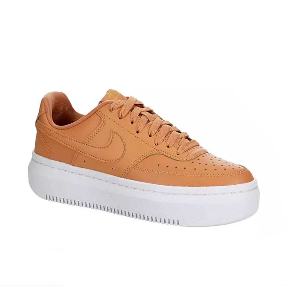NIKE COURT VISION ALTA SNEAKER